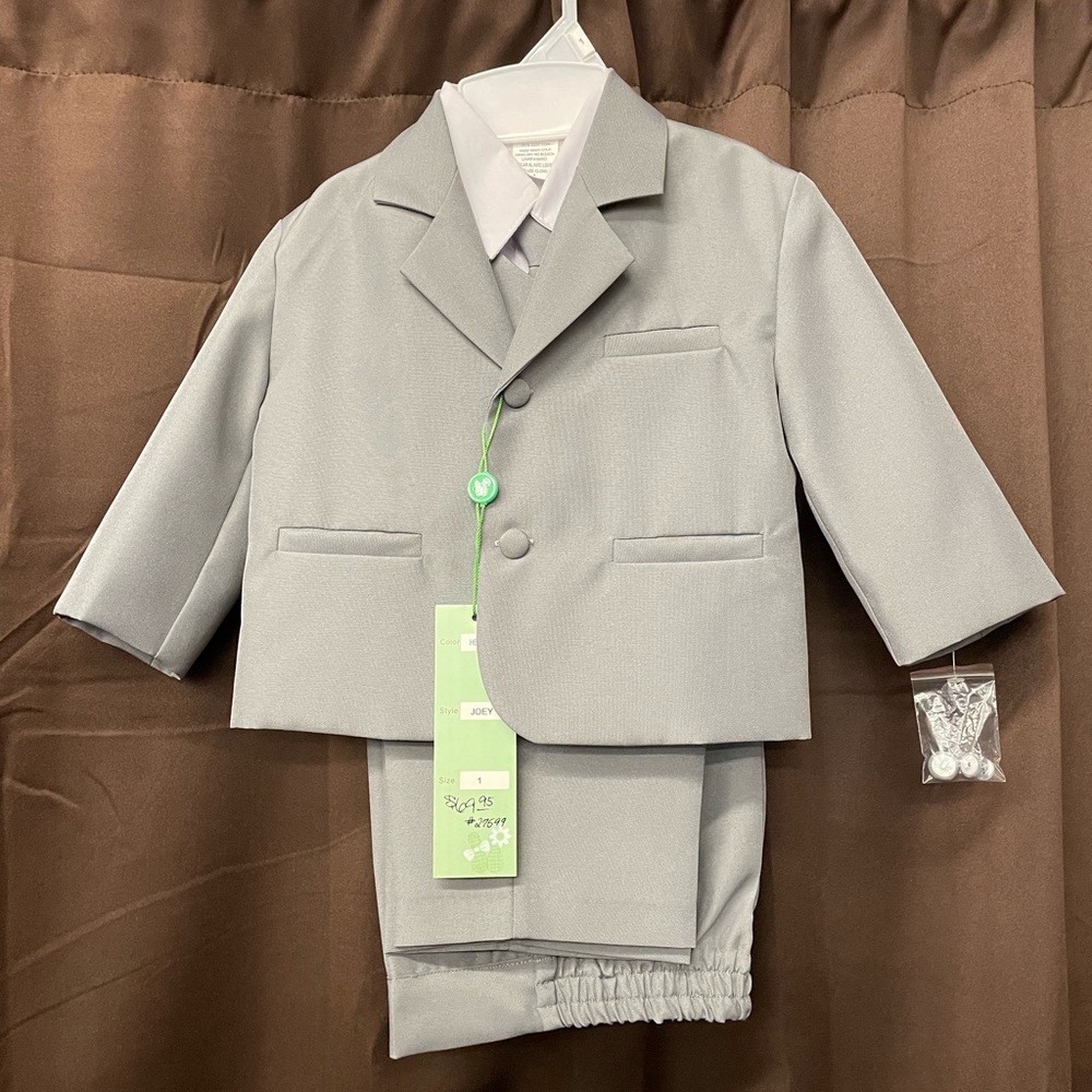 Grey or silver suit for boys jacket, pants, shirt, vest & tie size 1, with tags